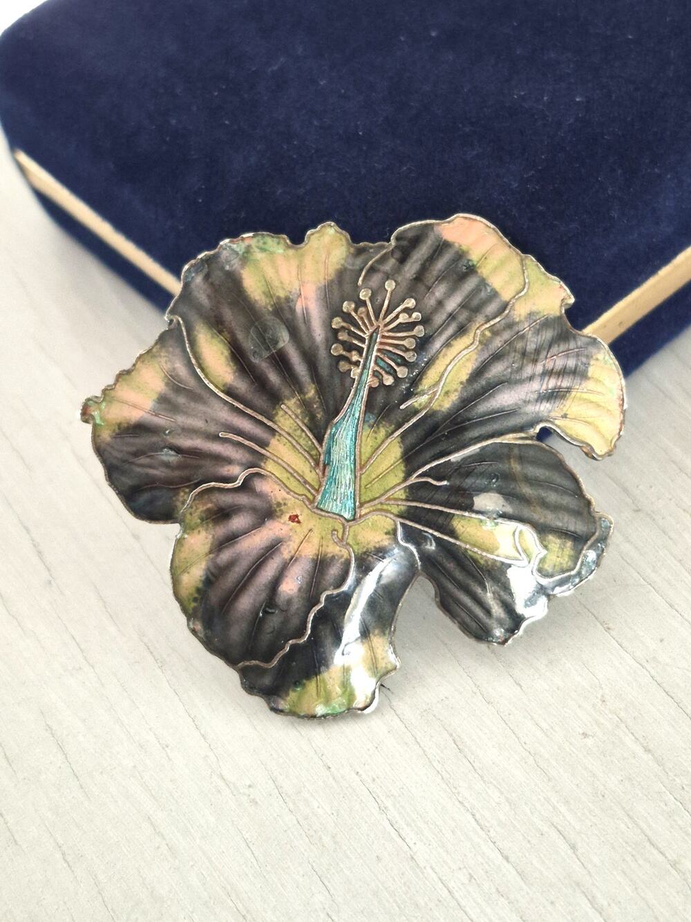 Vintage Black and Yellow Enamel and Silver-plated Hibiscus Brooch Pin